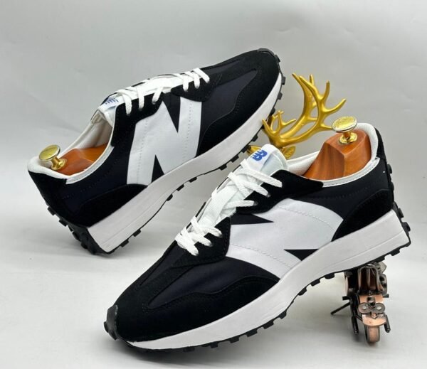 Sneakers New Balance 327 – Noir & Blanc